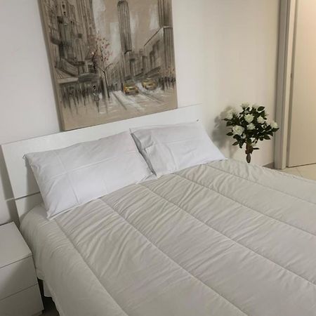 La Casa Di Gio' Hotel Fiumicino Luaran gambar